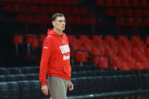 Μπαρτζώκας: «Δεν βρίσκεται τυχαία η Φενέρ στην πρώτη θέση - Τι απάντησε για όσα έγιναν στο ματς με τον Πανιώνιο» (vid)