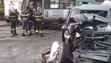 Ένας Ιταλός ταξιτζής εξηγεί πως έγινε το ατύχημα του Ιμόμπιλε με το τραμ