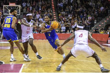 Τρέλανε την Ευρώπη το Περιστέρι - Διέλυσε τη Βόννη μέσα στη Γερμανία και προκρίθηκε στο Final Four του Βελιγραδίου