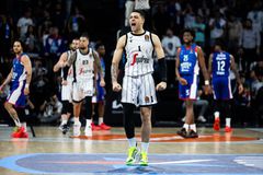 Ο Λούντμπεργκ και η Βίρτους έστειλαν σπίτι της την Εφές!