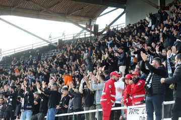 «Παροξυσμός» στις τάξεις των οπαδών του ΟΦΗ: Γέμισαν το πρώτο τσάρτερ για Αθήνα και ετοιμάζεται δεύτερο