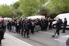 Ασπρόμαυρο «πάρτι» στους δρόμους του Μπιλμπάο από τους φίλους του ΠΑΟΚ πριν τον πρώτο τελικό (vid/gallery)