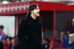 Αλμέιδα: «Δεν μίλησα σε κανέναν μετά τη νίκη επί της Μπαρτσελόνα» (vid)