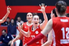 Πρώτο βήμα για το πρωτάθλημα ο Ολυμπιακός, 3-0 τον ΠΑΟΚ στο Ρέντη