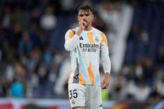 Ασένσιο για την υπόθεση παιδικής πορνογραφίας: «Δεν έχω συμμετάσχει σε καμία συμπεριφορά που να παραβιάζει τη σεξουαλική ελευθερία ανήλικης γυναίκας»