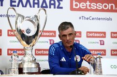 Μεντιλίμπαρ: «Έχω πάρει τις αποφάσεις μου, τι ισχύει για Κωστούλα, Όρτα»