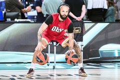 Σχολίασε τα post του ο Φουρνιέ: «Το σουβλάκι, ο χαλβάς και η κίνηση στη Γλυφάδα» (vid)