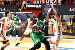 Top 10 στα ημιτελικά της Stoiximan GBL με «ιπτάμενο» Γκέιμπριελ στην κορυφή (vid)