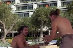 Επική φάρσα στον Γκρίλις στη Μύκονο: Πλήρωσε τον λογαριασμό θαυμαστή του