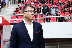 «Ο Τάκης Λεμονής στο στόχαστρο της Σαμπάχ»