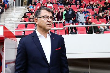 «Ο Τάκης Λεμονής στο στόχαστρο της Σαμπάχ»