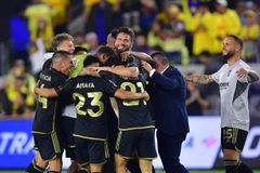 Οι διάσημοι ιδιοκτήτες της LAFC, ένας μάγος του ΝΒΑ κι ένας σπουδαίος ηθοποιός «απειλούν» την Τσέλσι!