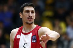 Ο Λαρεντζάκης, ο χρόνος συμμετοχής του και το depth chart του Ολυμπιακού στις θέσεις 2-3