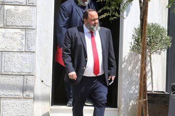 Γεύμα Μαρινάκη με τους αξιωματούχους της UEFA