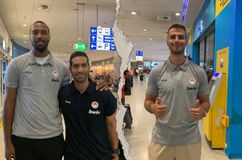 Έφτασαν στο Περιστέρι Τόμπσον-Ντάνγκουμπιτς, επίσημη «πρώτη» τη Δευτέρα