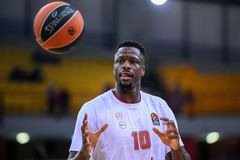 Ολυμπιακός: «Η αποθεραπεία του Φαλ δεν πάει όπως αναμενόταν - Θα υποβληθεί σε νέες εξετάσεις»