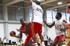 Ολυμπιακός: Εκτός ο Φαλ με την Αρμάνι!