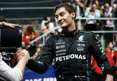 Ράσελ: «Έχουμε στρατηγικό πλεονέκτημα, θα προσπαθήσουμε να ωθήσουμε τη Ferrari στο λάθος»