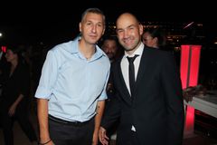 Λαμπερές παρουσίες στο Gala προς τιμήν του Βασίλη Σπανούλη (gallery)