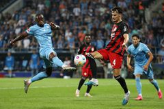 Αντίπαλοι ΠΑΟΚ: «Μοιρασιά» ανάμεσα σε Μπόχουμ και Άιντραχτ Φρανκφούρτης