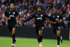 Ελ Καντουρί και Μπίσεσβαρ παραμένουν χωρίς ομάδα, 3,5 μήνες μετά την αποχώρησή τους από τον ΠΑΟΚ