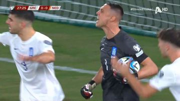 «Μπ@@@δε γ@@@ το σπίτι σου» φώναζε ο Βλαχοδήμος στον διαιτητή όταν έπιασε το πέναλτι (vid)