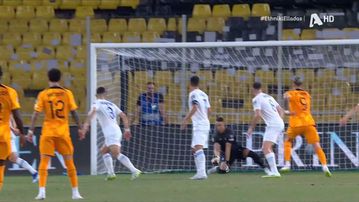 Πανομοιότυπες φάσεις με Ρέιντερς και σπουδαία επέμβαση Βλαχοδήμου