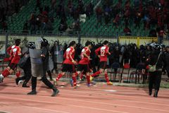 Το πιο βίαιο ποδοσφαιρικό παιχνίδι στην ιστορία με 74 νεκρούς και 11 θανατικές καταδίκες! (pics & vid)