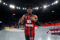 O Μονέκε απαντά στις φήμες: «Είμαι παίκτης της Μπασκόνια, με τον κόουτς Λάσο πάμε να φτιάξουμε κάτι δυνατό»