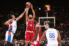 «Ξέσπασε» στην Εφές και επέστρεψε στις νίκες η Αρμάνι Μιλάνο