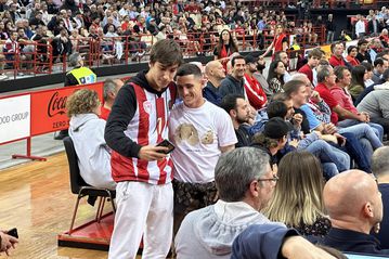 Ο Ποντένσε στο ΣΕΦ - Δε σταμάτησε ο κόσμος να του ζητάει φωτογραφίες