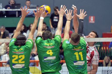 Ιστορική ανατροπή για την Καλαμάτα 80' επί του Ολυμπιακού