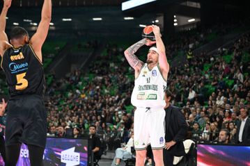 Βροντερό «παρών» από 11.000 φίλους του Παναθηναϊκού στο T-Center για το ματς με τον Άρη