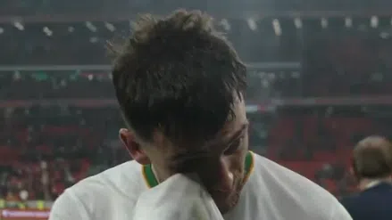 Ο Πάροτ έστειλε την Ιρλανδία στα μπαράζ για το Παγκόσμιο και ξέσπασε σε κλάματα (VID)