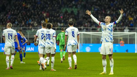 Η Νορβηγία με εντυπωσιακή ανατροπή στο Μιλάνο «σφράγισε» το εισιτήριο για το Μουντιάλ