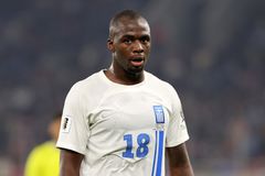 Η Κηφισιά αποθέωσε τον Τεττέη για το ντεμπούτο του στην Εθνική (vid)