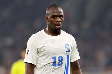 Η Κηφισιά αποθέωσε τον Τεττέη για το ντεμπούτο του στην Εθνική (vid)