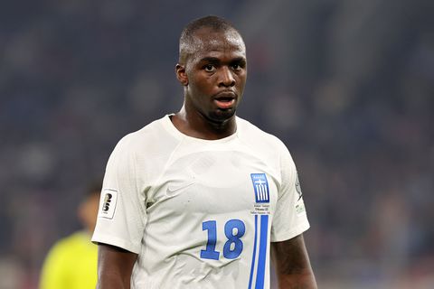 Η Κηφισιά αποθέωσε τον Τεττέη για το ντεμπούτο του στην Εθνική (vid)