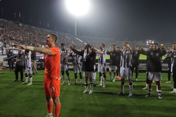 Το «ασπρόμαυρο» πάρτι για την πρόκριση: Η παρακάμερα του ΠΑΟΚ - Ελσίνκι (vid)