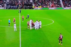 Λούτον: «Ο Λόκιερ έπαθε καρδιακή προσβολή, έχει τώρα τις αισθήσεις του»