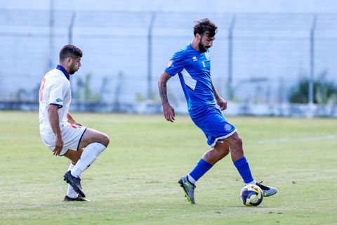 Παρελθόν από την Athens Kallithea ο Ινσούα