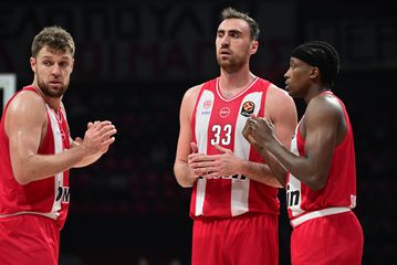 Μιλουτίνοφ: «Άθλια η εμφάνισή μας στο τελευταίο δεκάλεπτο»