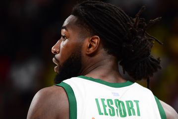 «Μου λείπει το γ@#@#@ μπάσκετ»: Η ανατριχιαστική ανάρτηση του Λεσόρ