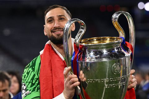 Ο Ντοναρούμα αναδείχθηκε κορυφαίος τερματοφύλακας για το 2025 στο FIFA The Best