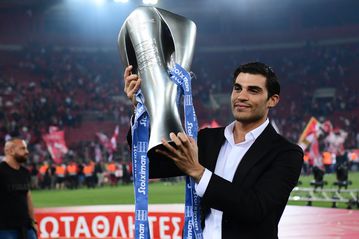 Το «αντίο» του Μιλτιάδη Μαρινάκη στη γιαγιά του: «Θα σε αγαπάμε για πάντα»