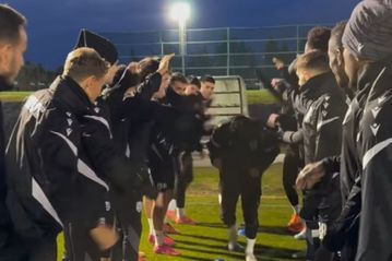 «Πρώτη» για Ζαφείρη στον ΠΑΟΚ - Με το καθιερωμένο φατούρο η υποδοχή του (vid)