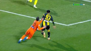 Η φάση που ζήτησε πέναλτι ο Άρης απέναντι στην ΑΕΚ