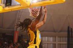 Μπάνκστον: «Θέλουμε οι οπαδοί μας να μας σπρώξουν στη νίκη»