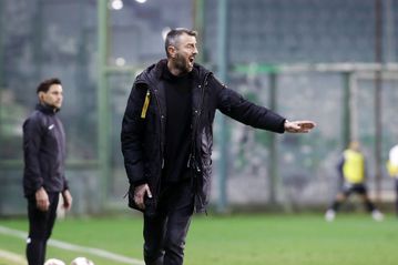 Με Μουγκέ η Athens Kallithea κόντρα στον Βόλο