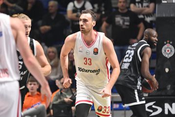 Ολυμπιακός: Εκτός εξάδας ο Μιλουτίνοφ ενόψει Αμαρουσίου